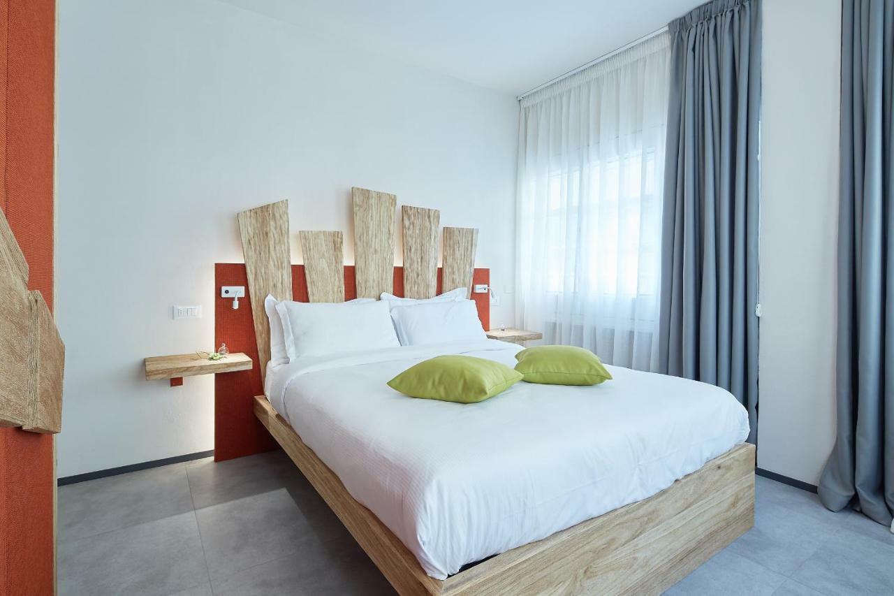 B&B Via Roma 25 アレッツォ エクステリア 写真
