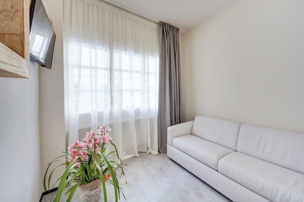 B&B Via Roma 25 アレッツォ エクステリア 写真