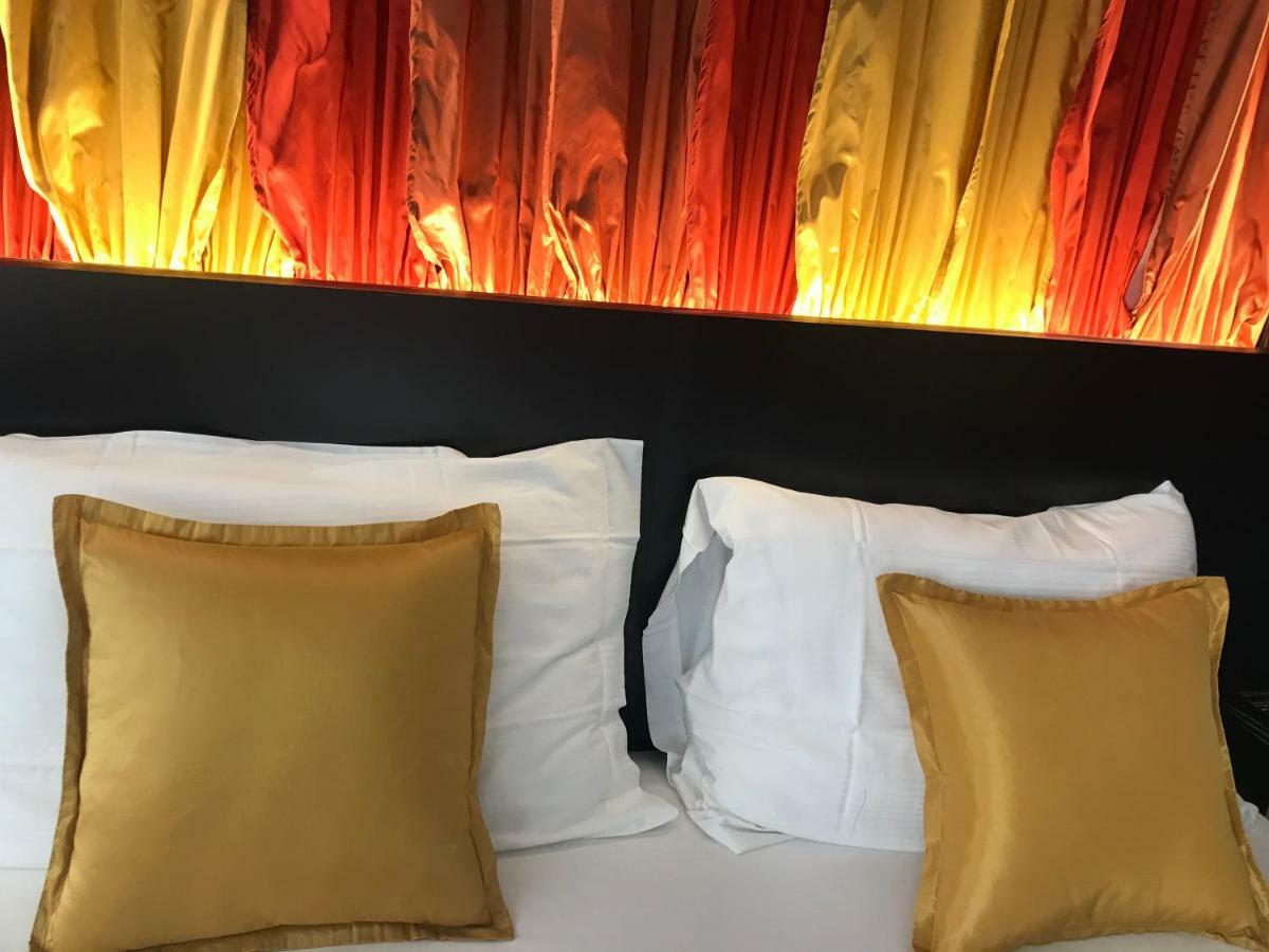 B&B Via Roma 25 アレッツォ エクステリア 写真